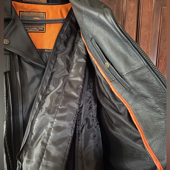 Motorcycle Jacket - Picture 2 of 7